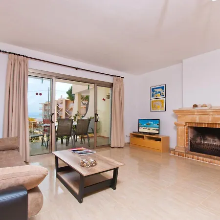 Apartment Paradise Bay 5 At Beach, Salzes 5
